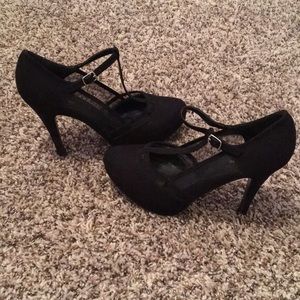 Black 3.5 inch heels